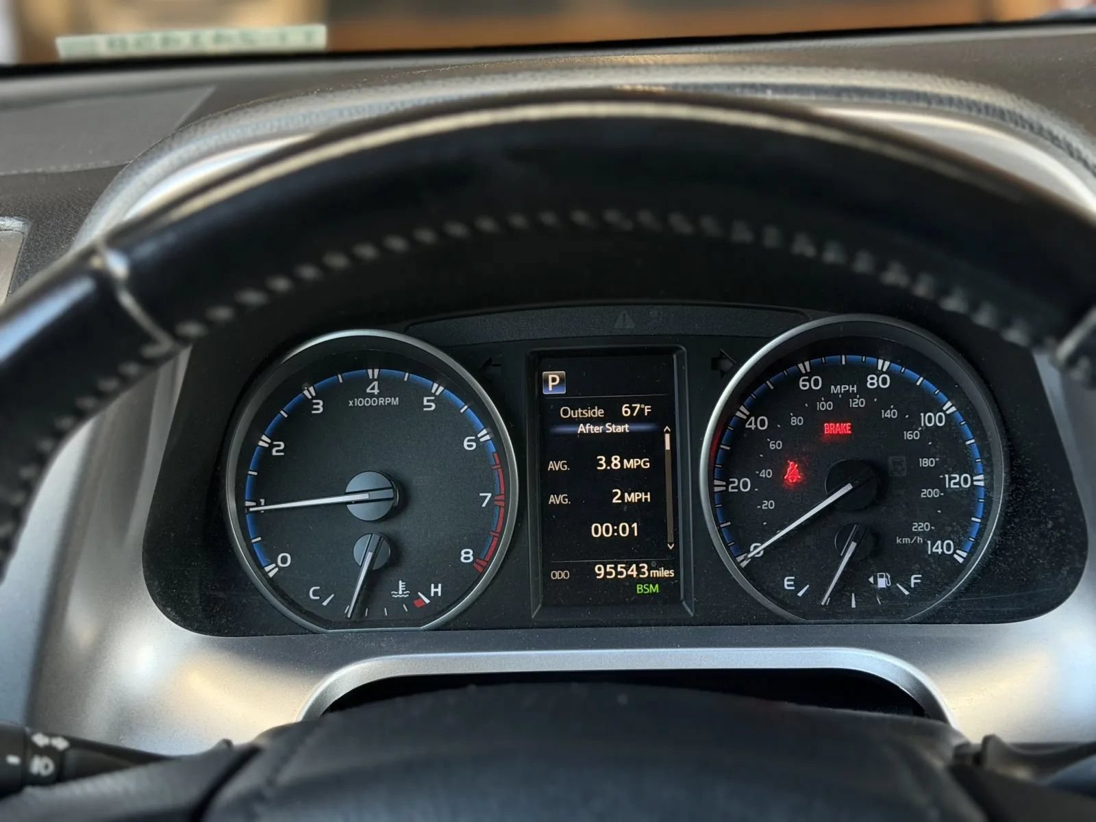 Used 2018 Toyota RAV4 XLE AWD/4WD image 27