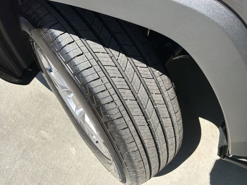 Used 2025 Toyota RAV4 XLE w/ Convenience Package image 12