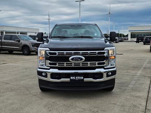 Certified 2025 Ford F250 XLT AWD/4WD image 11