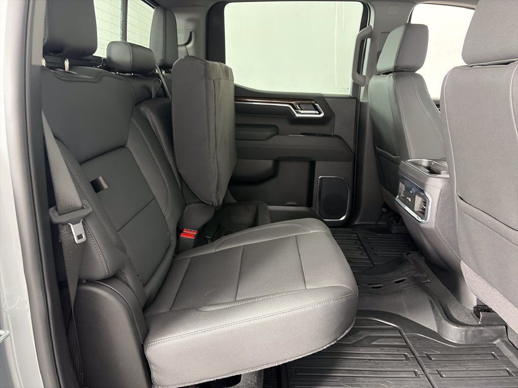 Used 2026 GMC Sierra 1500 Elevation w/ Elevation Premium Package AWD/4WD image 29