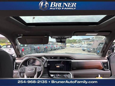 New 2025 GMC Sierra 2500 Denali w/ Denali Reserve Package image 23