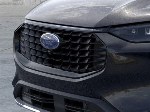 New 2025 Ford Escape Base w/ PHEV Premium Package image 17