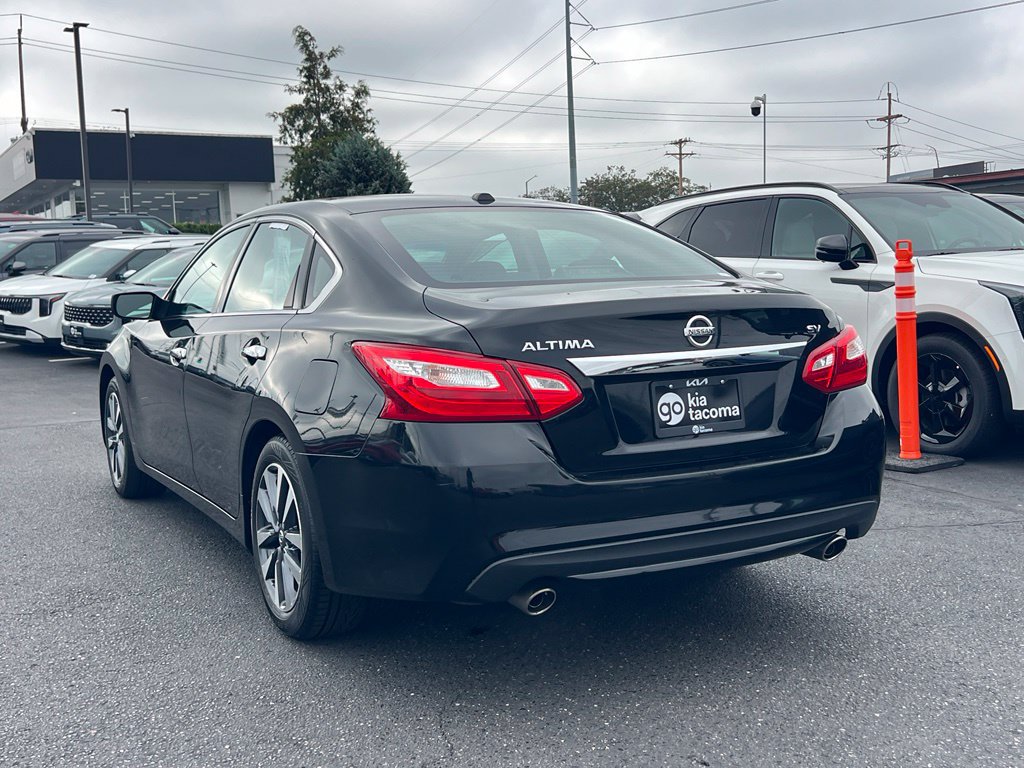 Used 2017 Nissan Altima 2.5 SV FWD image 9