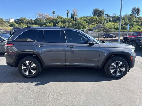 Certified 2022 Jeep Grand Cherokee Limited 4xe image 10