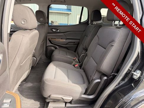 Used 2023 GMC Acadia SLE w/ Driver Convenience Package image 13