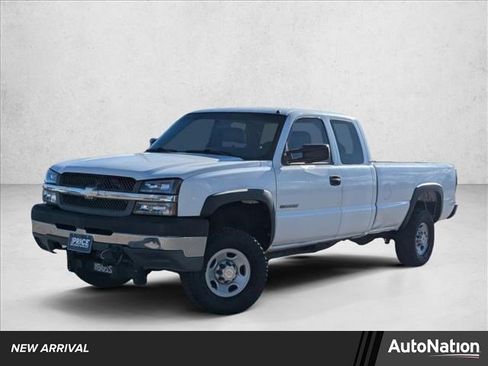Used 2004 Chevrolet Silverado 2500 W/T image 1