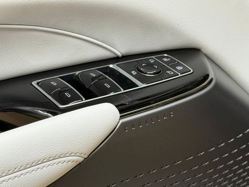 New 2026 Cadillac Lyriq Sport image 27