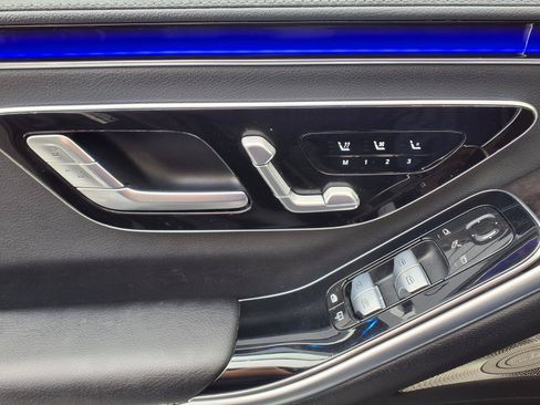Used 2023 Mercedes-Benz S 500 4MATIC image 21