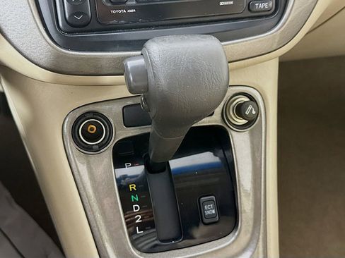 Used 2003 Toyota Highlander V6 image 14