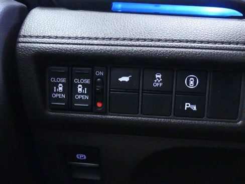Used 2021 Honda Odyssey Touring image 21