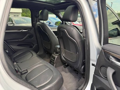 Used 2017 BMW X1 sDrive28i FWD image 14