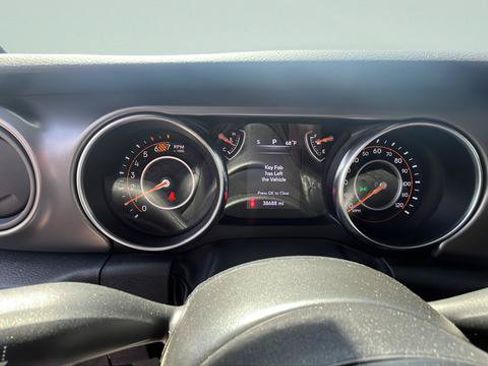 Used 2022 Jeep Wrangler Unlimited Sport AWD/4WD image 13