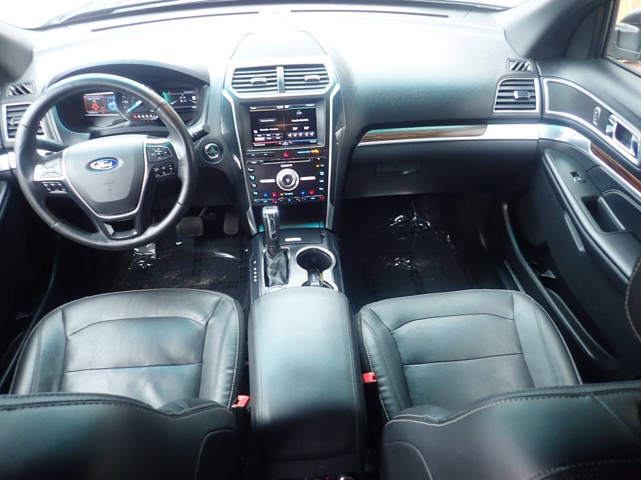Used 2016 Ford Explorer Limited AWD/4WD image 12