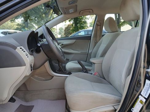 Used 2009 Toyota Corolla S FWD image 18