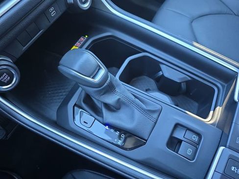 Certified 2025 Toyota Grand Highlander FWD image 26