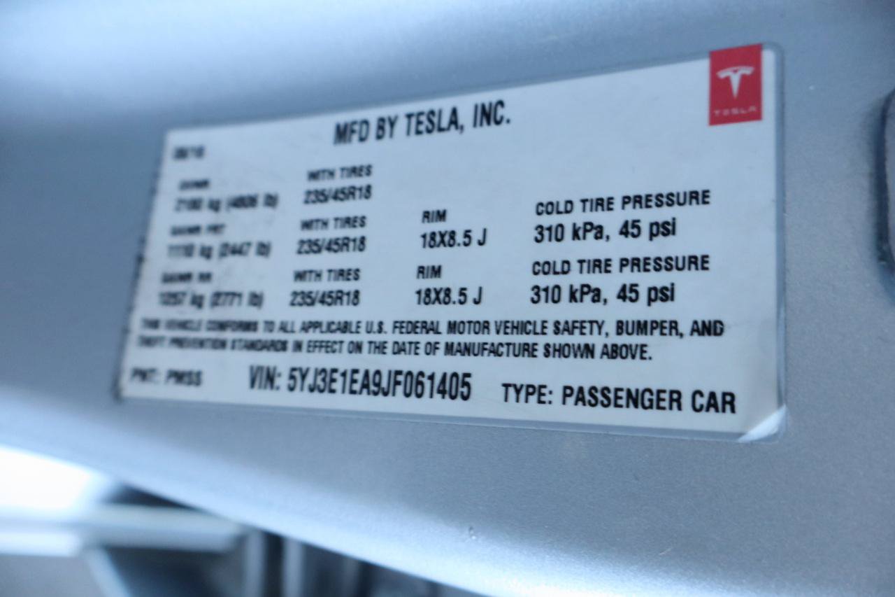 Used 2018 Tesla Model 3 Long Range RWD image 37