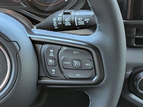 New 2026 Jeep Wrangler Unlimited Rubicon AWD/4WD image 19