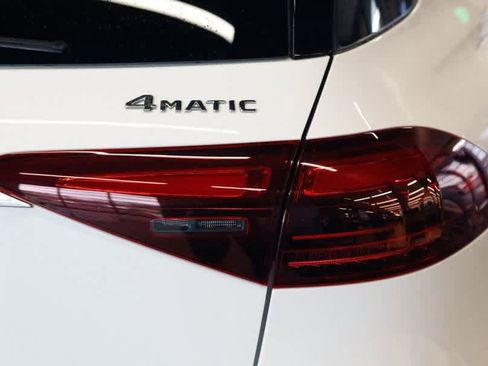 Used 2024 Mercedes-Benz GLE 350 4MATIC w/ Driver Assistance Package image 14