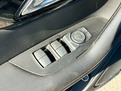 Used 2022 Chevrolet Blazer RS image 28