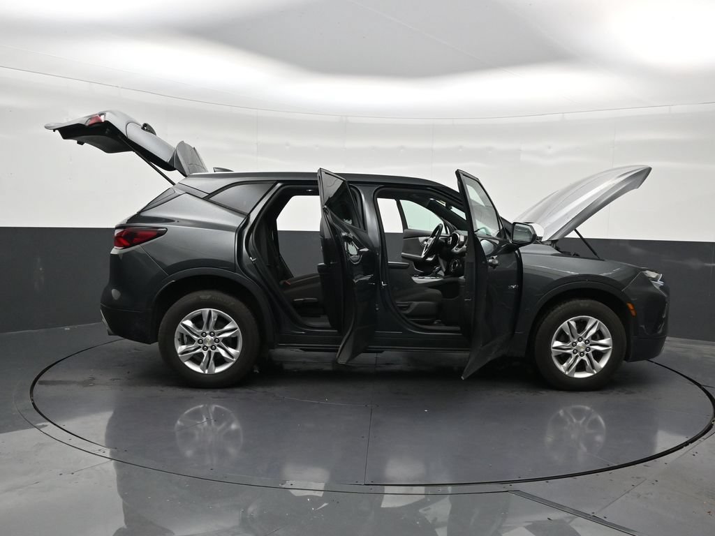 Used 2020 Chevrolet Blazer LT FWD image 32