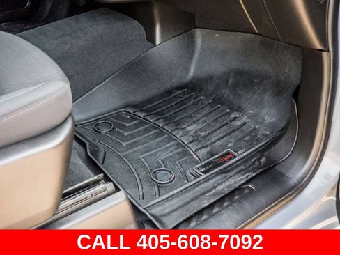 Used 2025 Chevrolet Silverado 1500 Custom w/ Turbomax Blackout Package AWD/4WD image 18