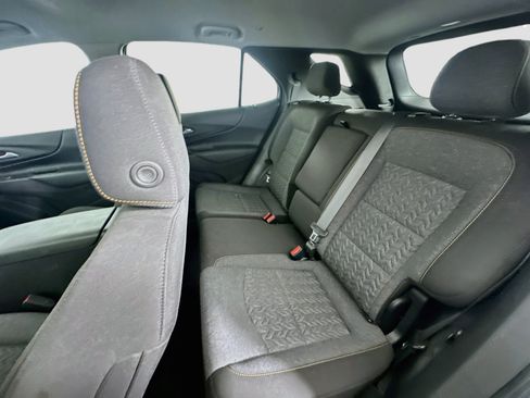 Used 2022 Chevrolet Equinox LT FWD image 26