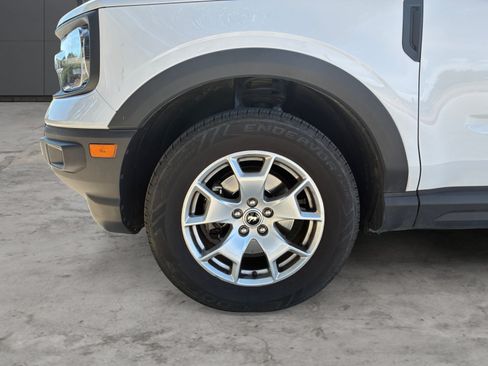 Used 2022 Ford Bronco Sport AWD/4WD image 9