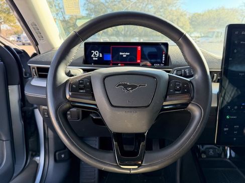 Used 2021 Ford Mustang Mach-E Select image 9