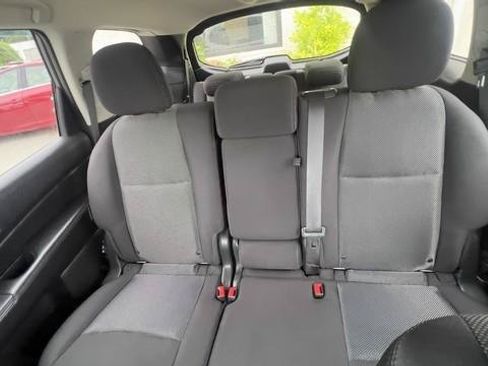 Used 2018 Nissan Pathfinder SV w/ Cargo Package AWD/4WD image 19