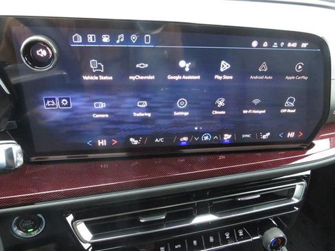 New 2026 Chevrolet Traverse Z71 w/ Driver Confidence Package image 24