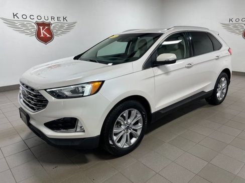 Used 2019 Ford Edge Titanium AWD/4WD image 3