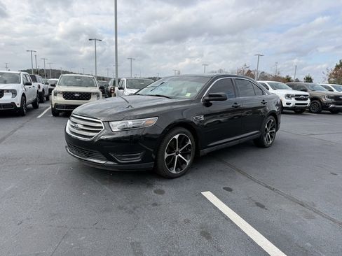 Used 2015 Ford Taurus SEL w/ Equipment Group 201A image 3
