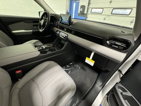 New 2025 Honda Pilot EX-L image 31