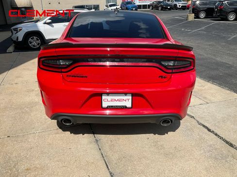 Used 2022 Dodge Charger R/T w/ Blacktop Package RWD image 5