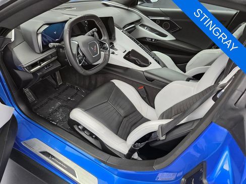 Used 2024 Chevrolet Corvette Stingray Preferred Conv w/ Stealth Interior Trim Package RWD image 28