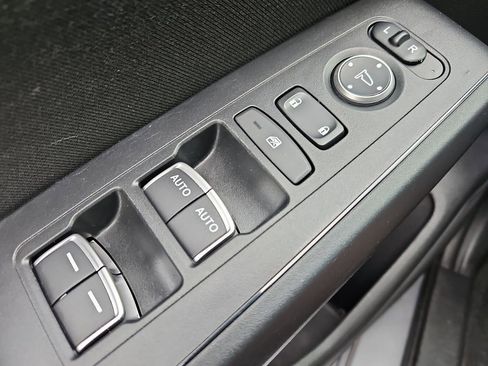 Used 2023 Honda Civic Sport image 28