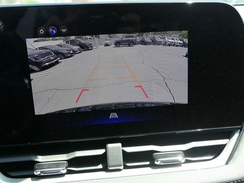 Used 2026 Chevrolet Equinox LT FWD image 19