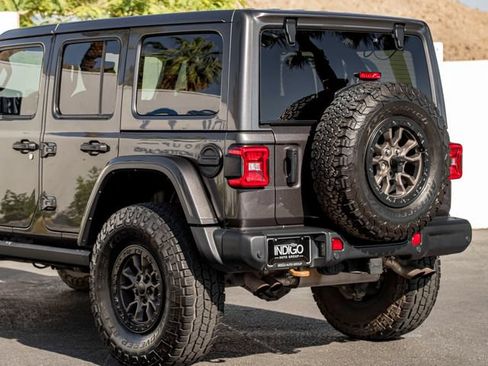 Used 2021 Jeep Wrangler Unlimited Rubicon w/ Trailer Tow Package AWD/4WD image 10