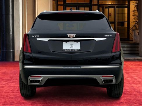 New 2025 Cadillac XT5 Premium Luxury image 5