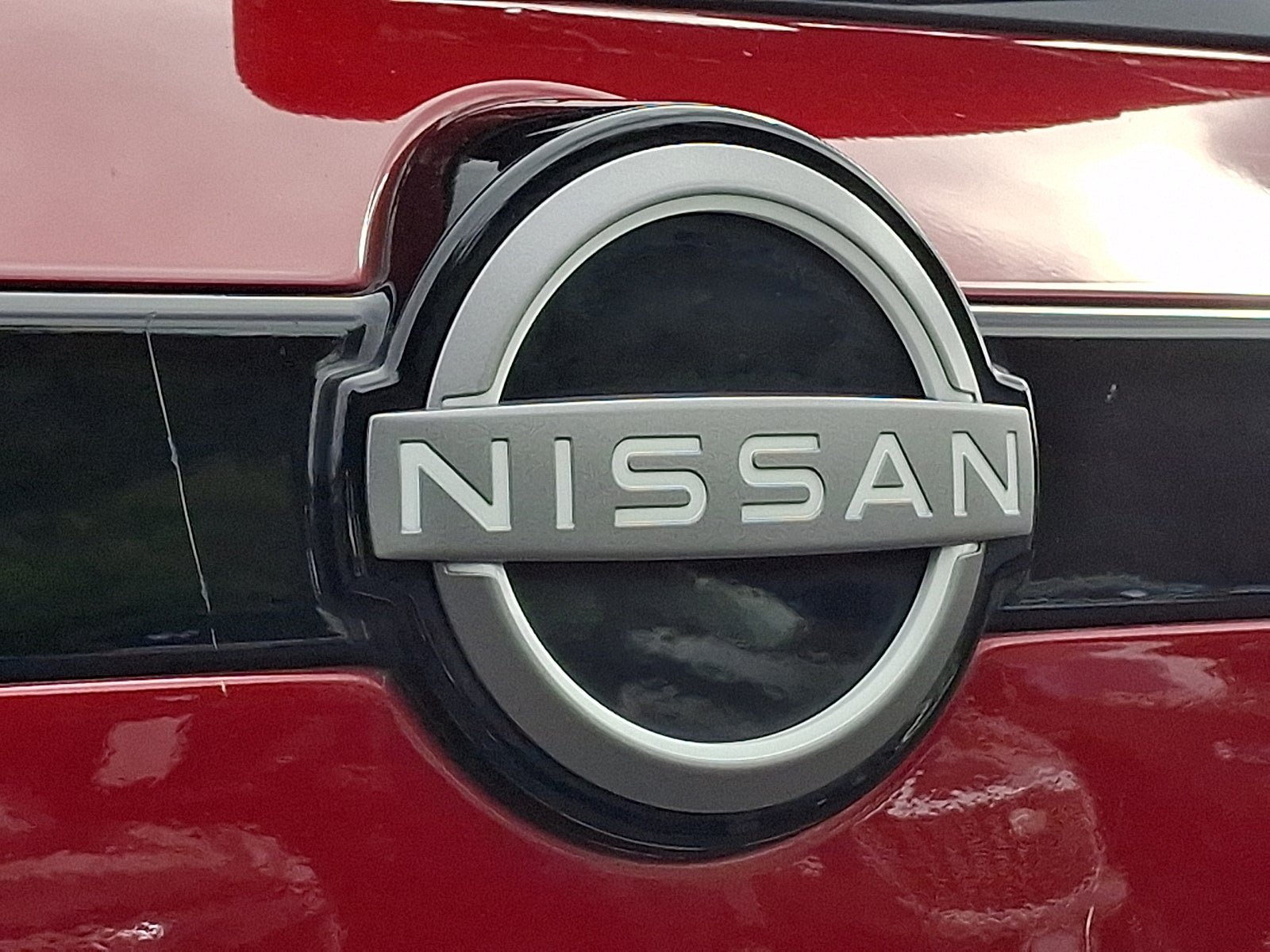 Used 2023 Nissan Pathfinder SL w/ Cargo Package AWD/4WD image 30