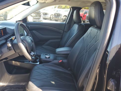 Used 2023 Ford Mustang Mach-E Select image 12