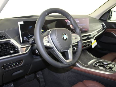 New 2026 BMW X7 xDrive40i image 4