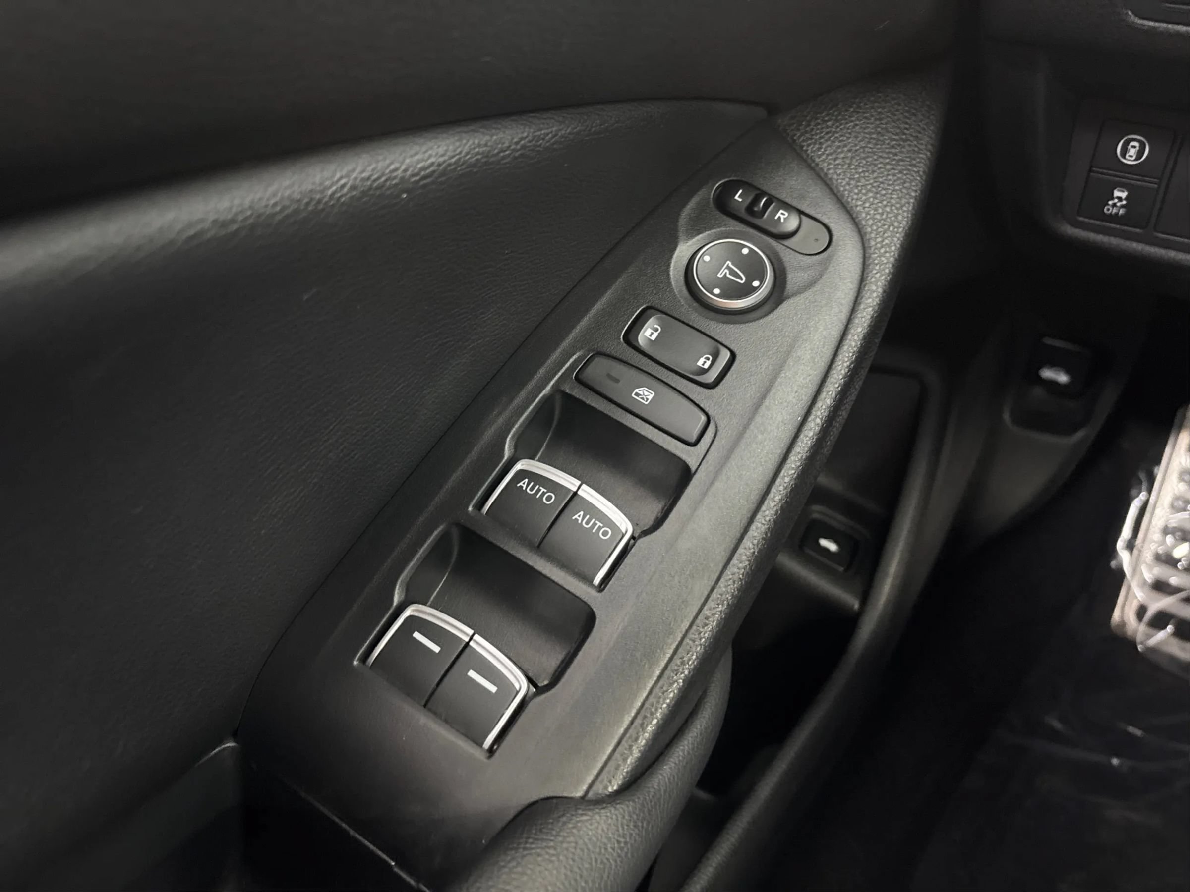 Used 2022 Honda Accord Sport image 38