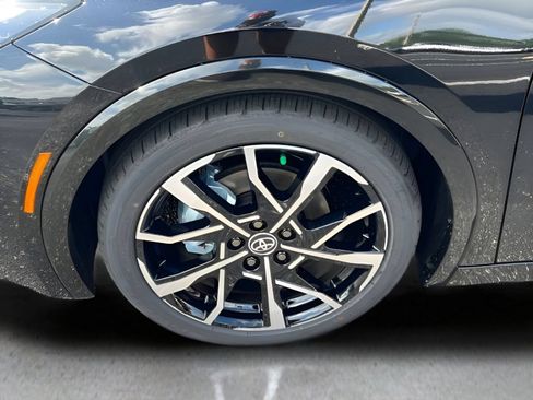 New 2026 Toyota Prius Plug-In Hybrid FWD image 25