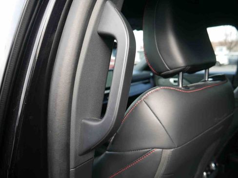 Used 2025 Ford Explorer ST-Line image 14