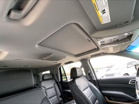 Used 2019 GMC Yukon Denali w/ Denali Ultimate Package image 11