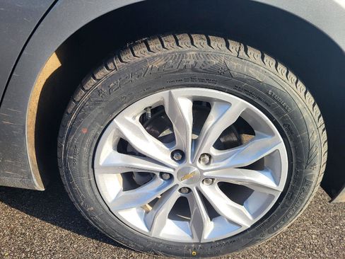 Used 2024 Chevrolet Malibu LT FWD image 16