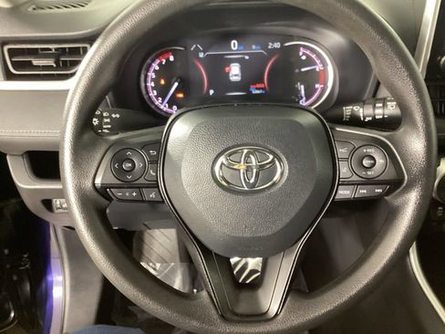 Used 2024 Toyota RAV4 XLE AWD/4WD image 21