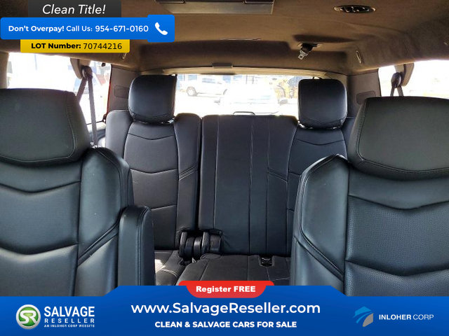 Used 2018 Cadillac Escalade ESV Platinum AWD/4WD image 13