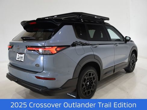 New 2025 Mitsubishi Outlander Trail Edition image 4